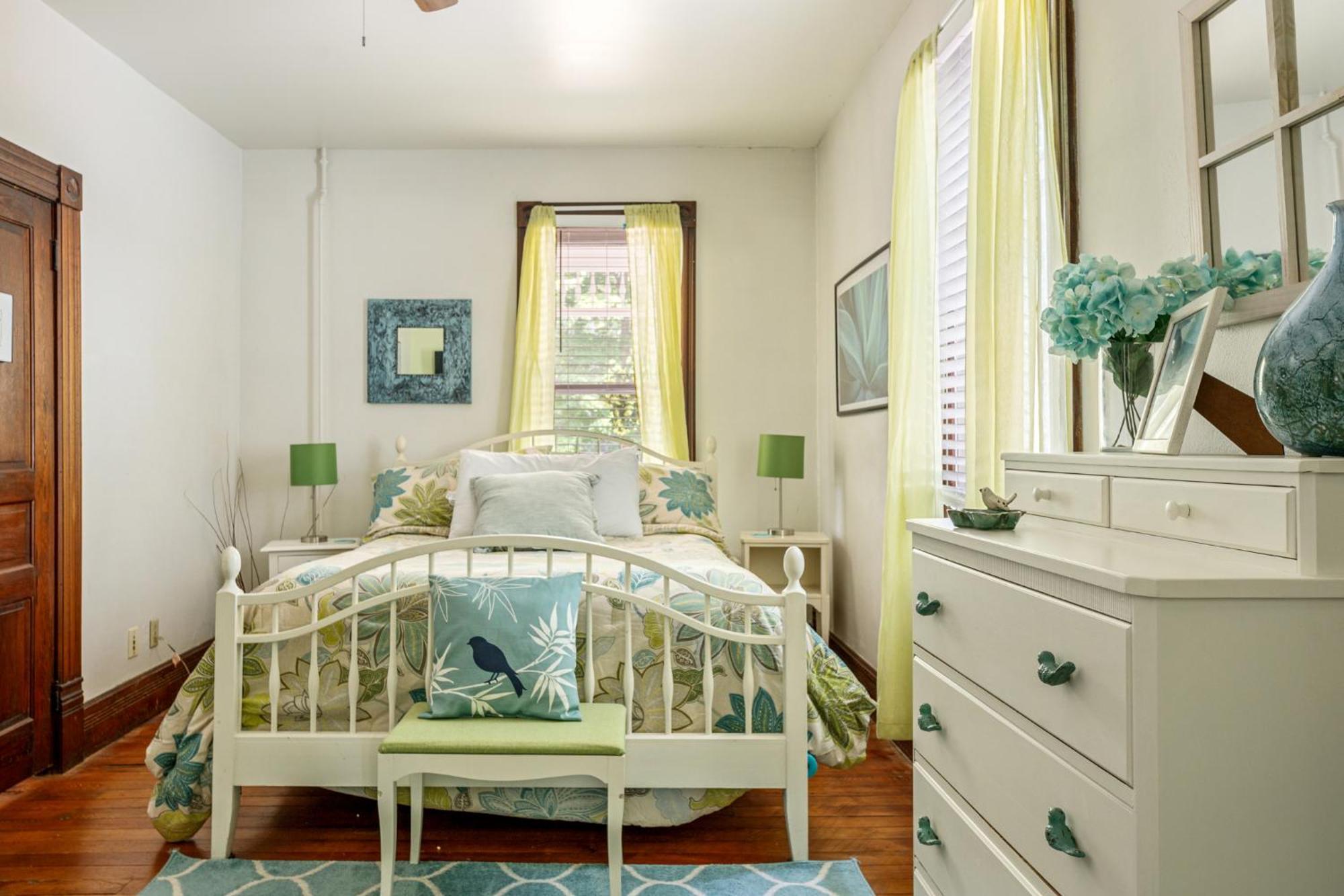 אמפייר The Cottonwood Inn B&B מראה חיצוני תמונה