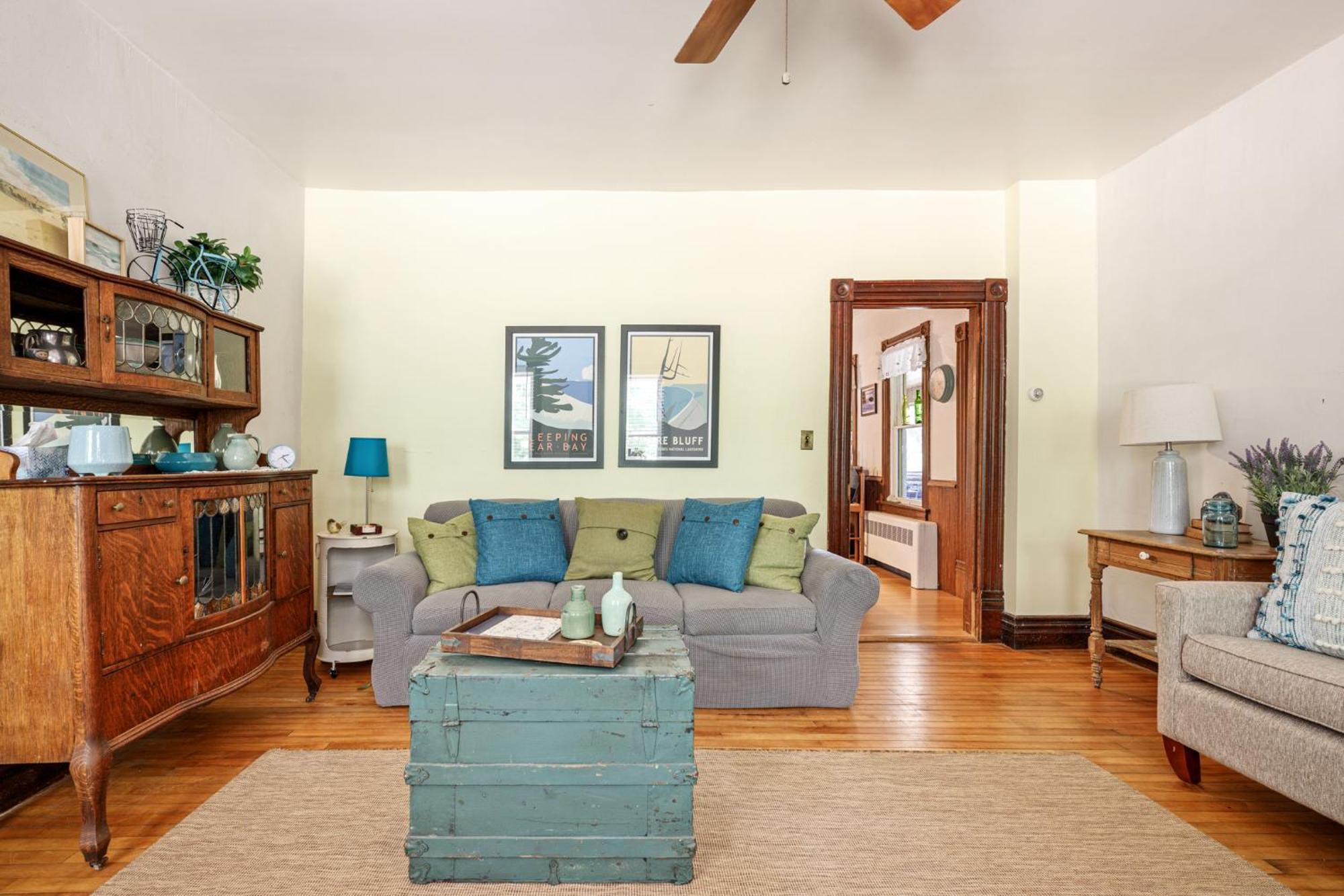 אמפייר The Cottonwood Inn B&B מראה חיצוני תמונה